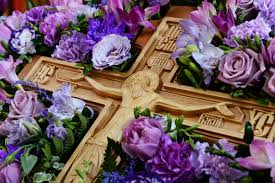 Праздник Изнесения Честны́х Древ Животворящего Креста Господня и памяти Святых Мучеников Макковеев.